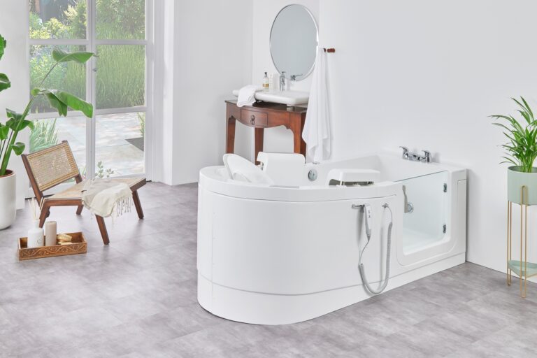 Easy Riser Walk In Bath With Seat