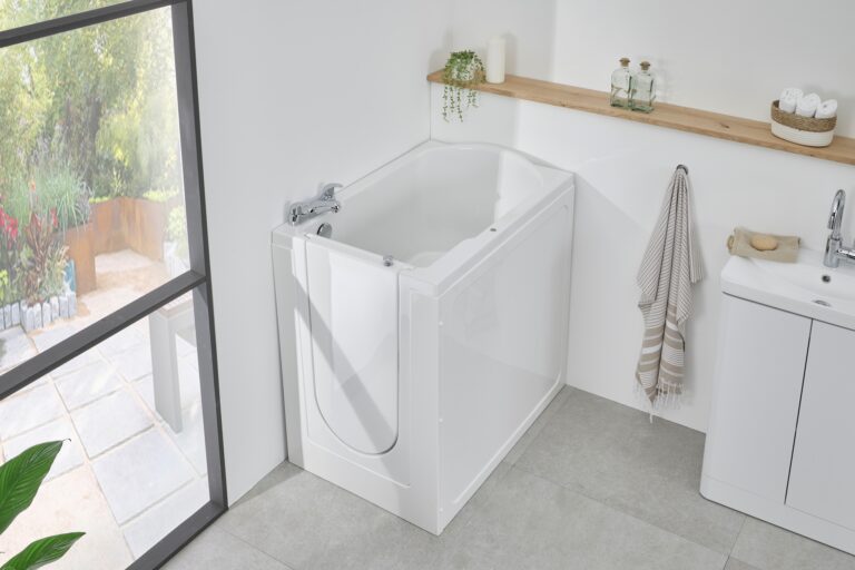 Florida walk in compact bath