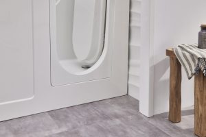 Georgia Compact Bath Door Open Detail