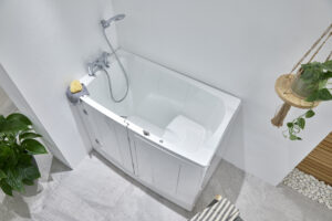 Accessible Bathtub With Transparent Side Panel & Built In Seat
