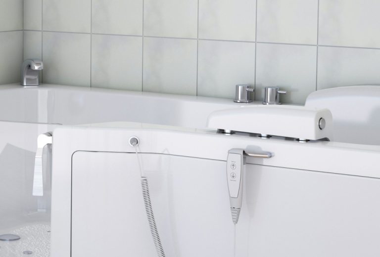 Indiana Walk In P Shaped Bath